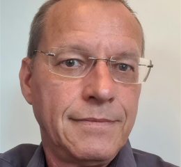 Professor für MultiMedia Programmierung